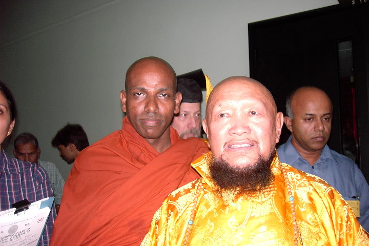 2004 - Medicine conference at BMICH in sri  Lanka with Lama Gunchen.JPG